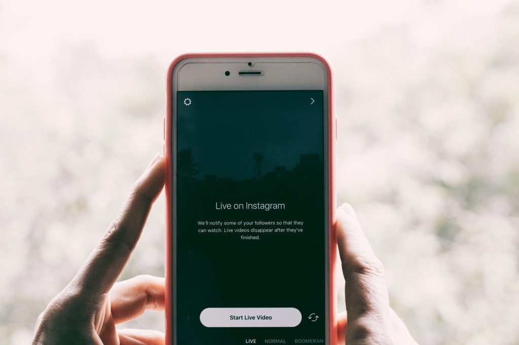 How To Use Instagram Stories To Win The Instagram Algorithm